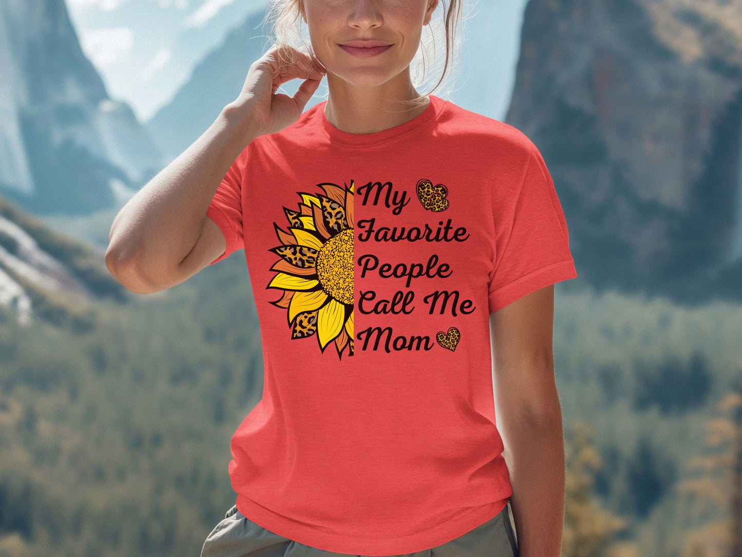 Sunflower Mom T-Shirt, Mother's Day Shirt, Sunflower Lover T-Shirt, Gardener Mom Shirt, Gift for Mom, Flower Mom Shirt, Sunflower Mama Shirt