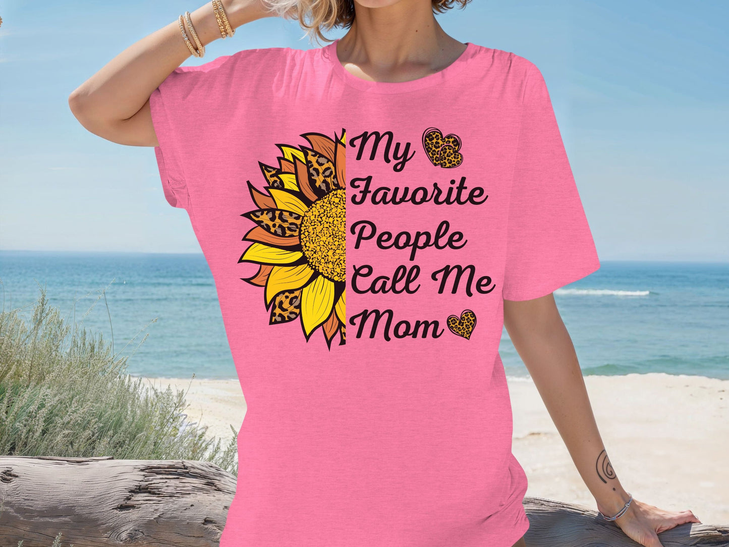 Sunflower Mom T-Shirt, Mother's Day Shirt, Sunflower Lover T-Shirt, Gardener Mom Shirt, Gift for Mom, Flower Mom Shirt, Sunflower Mama Shirt