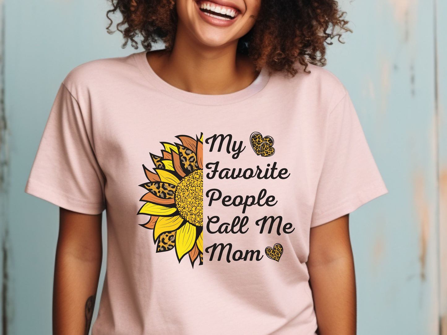 Sunflower Mom T-Shirt, Mother's Day Shirt, Sunflower Lover T-Shirt, Gardener Mom Shirt, Gift for Mom, Flower Mom Shirt, Sunflower Mama Shirt