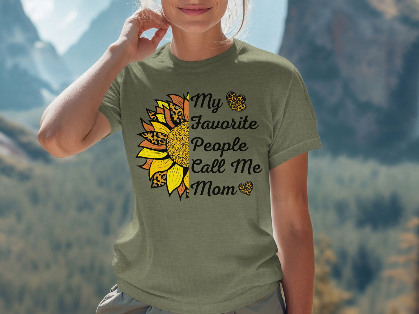 Sunflower Mom T-Shirt, Mother's Day Shirt, Sunflower Lover T-Shirt, Gardener Mom Shirt, Gift for Mom, Flower Mom Shirt, Sunflower Mama Shirt