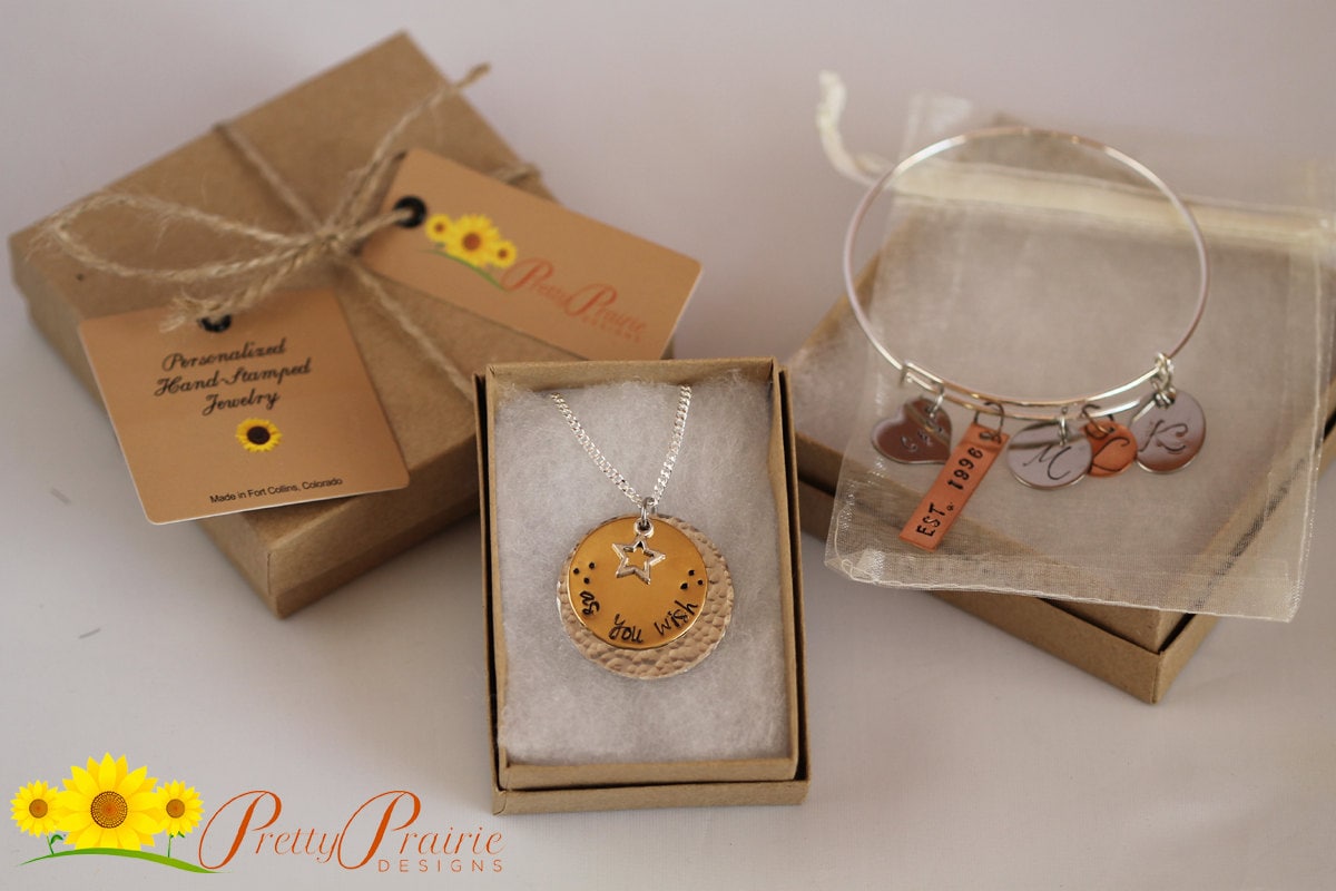 Team Color Basketball Necklace, Team Gift, Basketball Keychain, Basketball Jewelry, Girls Basketball Gift, Basketball Coach Gift, Bag Tag