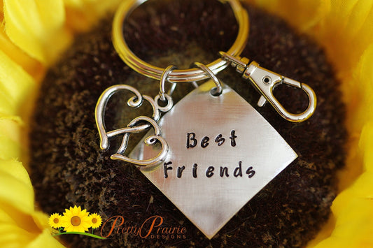 Best Friends Keychain - Double Heart Keyring - Best Friends Present - Partner Present - Custom Keychain - Husband or Wife Gift