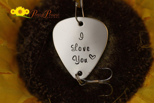 I Love You Fishing Lure, Hand Stamped Fish Hook, Metal Lure, Gift for Fisherman, Birthday Gift for Partner, Valentine Gift, Fishing Keychain
