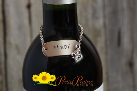 Hand Stamped Wine Tag - Wine Bottle Hanger -  Custom Wine Tags - Wine Enthusiast - Red Wine Lover - Pinot Wine Gift - Its Wine o Clock